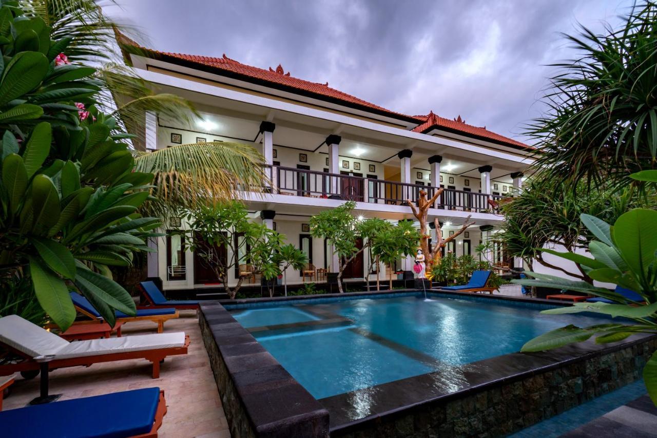 Megacahya Bungalow Lembongan Exteriör bild