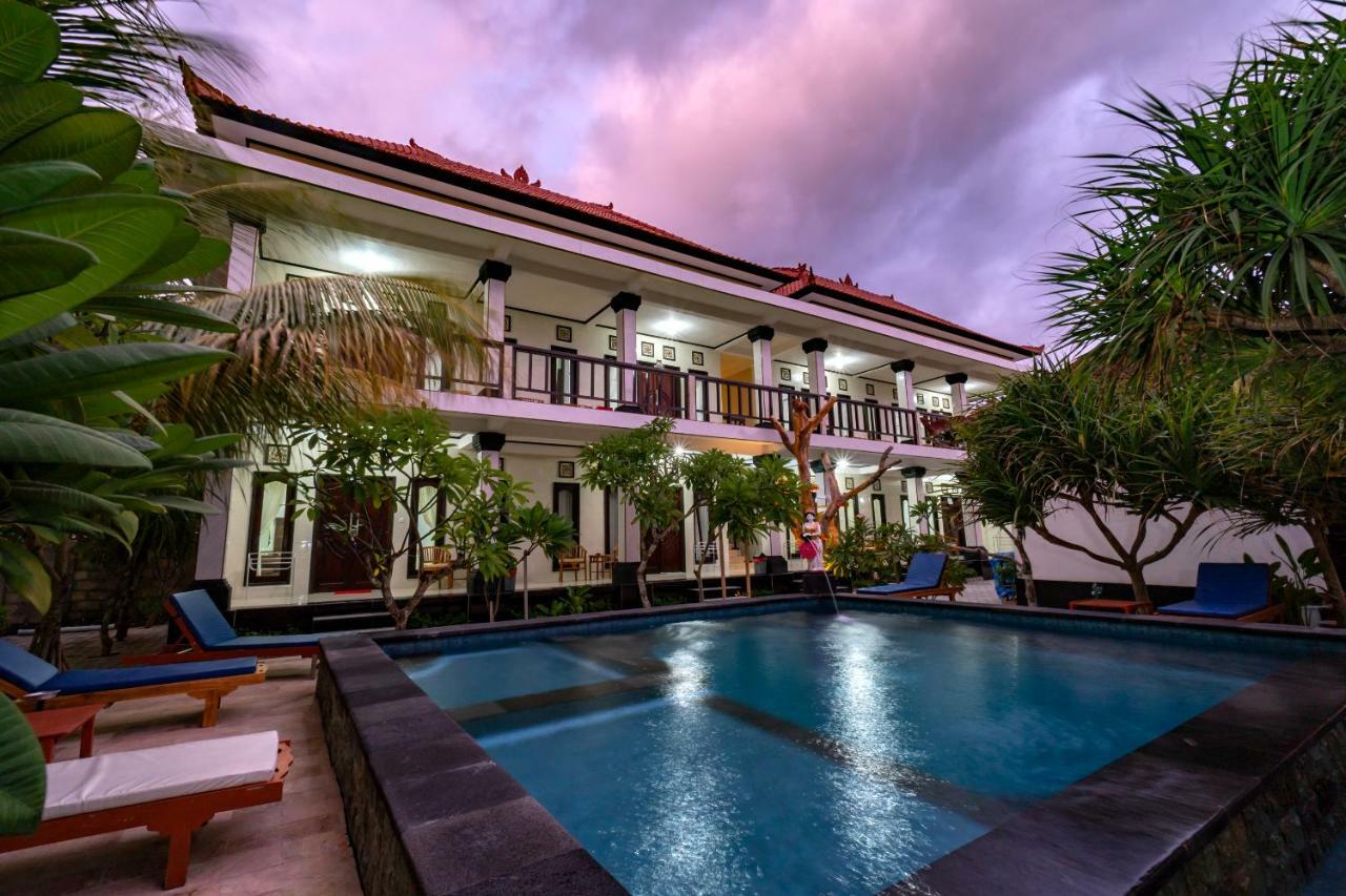 Megacahya Bungalow Lembongan Exteriör bild